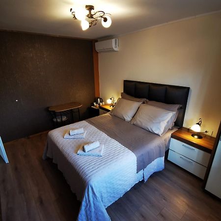 Casa Blanca Apartment Umag Exterior photo